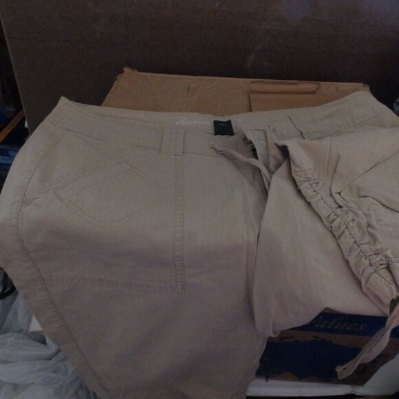 Arizona Jean company Crop Pants, size Women's 16 - Picture 1 of 1